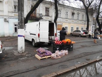 В Одессе ликвидирован ряд объектов стихийной торговли (фото)