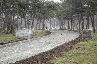 В парке Победы обустроят площадки для отдыха детей (фото)
