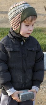 Общественники Одессы уничтожают парковку возле «Немо» (фото)