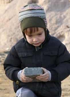 Общественники Одессы уничтожают парковку возле «Немо» (фото)
