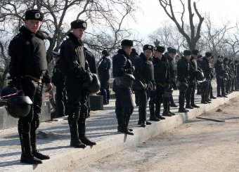 Общественники Одессы уничтожают парковку возле «Немо» (фото)
