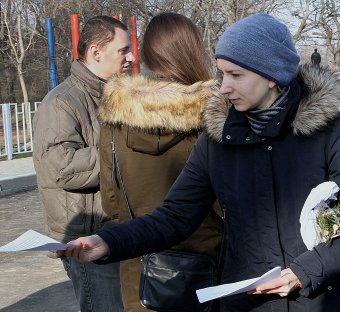 Общественники Одессы уничтожают парковку возле «Немо» (фото)