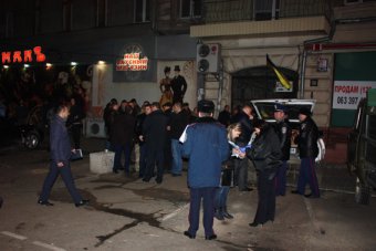 Милиция устанавливает обстоятельства взрыва на улице Жуковского, 36 (фото)