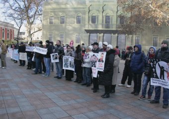 Шоу под зданием мэрии (фото)