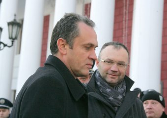 Шоу под зданием мэрии (фото)