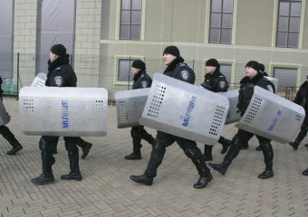 Шоу под зданием мэрии (фото)