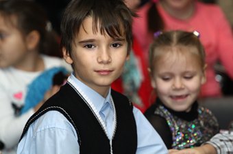 Мэр Одессы Геннадий Труханов поздравил маленьких одесситов с Новым 2015 годом (фото)