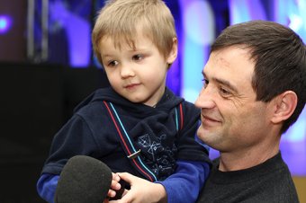 Мэр Одессы Геннадий Труханов поздравил маленьких одесситов с Новым 2015 годом (фото)
