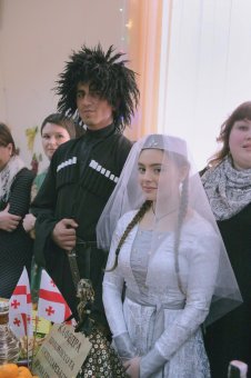 Одесский  МГУ порадовал удивительной ярмаркой-карнавалом (фото)