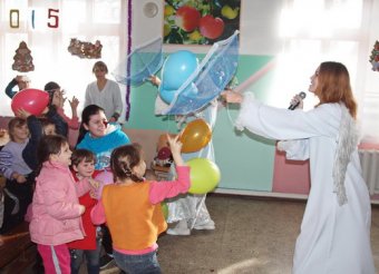 В одесском детском санатории «Ласточка» прошел яркий новогодний праздник (фото)