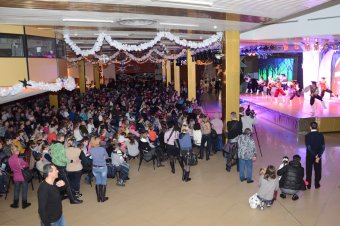 Маленькие одесситы из малообеспеченных семей получили подарок от народного депутата