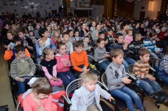 Маленькие одесситы из малообеспеченных семей получили подарок от народного депутата