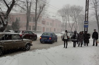 Экспресс-новости по ситуации в Одессе: Расчистка дорог и тротуаров
