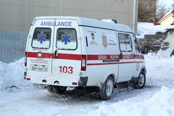 Чиновники и депутаты подключились к уборке снега в Одессе (фото)