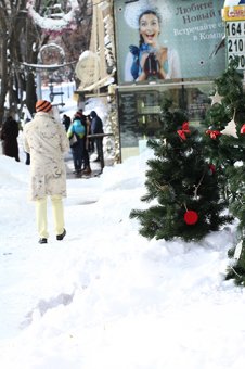 Как одесситы освобождали улицы от снега (фото)
