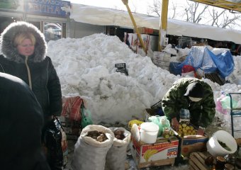 Снег «Привозу» не помеха! (фото)