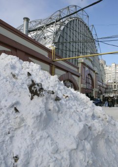 Снег «Привозу» не помеха! (фото)