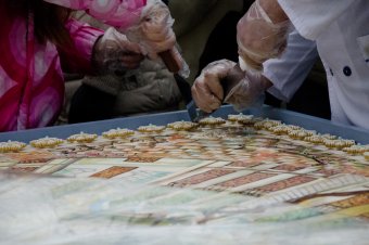 В Одессе установлен рекорд по выпеканию самого большого пряника в Украине (фото)
