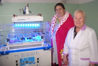 В Cуворовском районе Одессы поздравили малышей, родившихся в первый день 2015 года (фото)