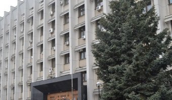 На прием к губернатору уже выстроилась очередь общественников? 