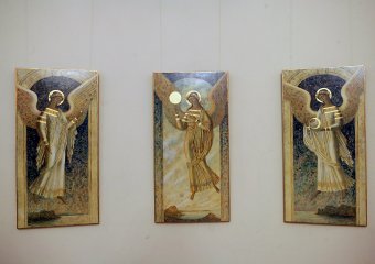 "Вера, Надежда, Любовь" Надежды Чернявской (фото)