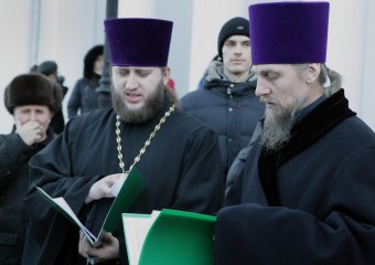Сегодня на Думской площади состоялся концерт Митрополичего хора и хора "Ave musica"