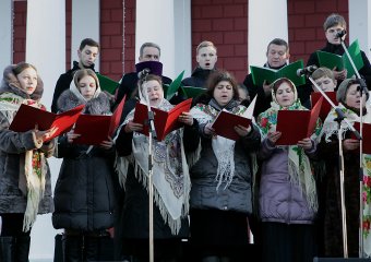 Сегодня на Думской площади состоялся концерт Митрополичего хора и хора "Ave musica"