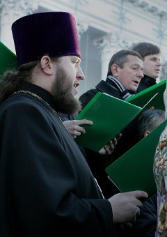 Сегодня на Думской площади состоялся концерт Митрополичего хора и хора "Ave musica"