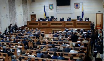 Губернатор повинился за уборку снега