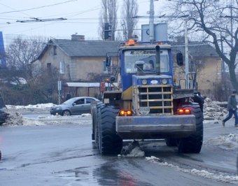 Одесские власти отчитываются о расчистке городских дорог
