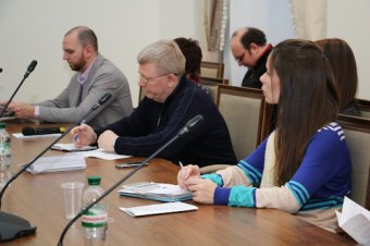 Вячеслав Азаров: Горсовет в этом году отдает все долги по кредиту Гурвица 2007 г.