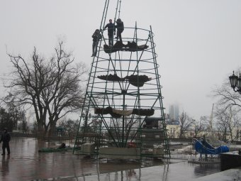 Перед сессией никто не митингует