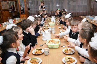 В учебных учреждениях Одессы продолжают ремонтировать пищеблоки