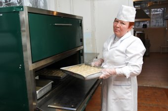 В учебных учреждениях Одессы продолжают ремонтировать пищеблоки