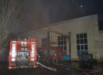 Ликвидирован пожар в цехе по ремонту локомотивов ГП «Одесская железная дорога» (фото, видео)