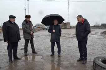 Первый вице-мэр Одессы провел выездное совещание по улице Хуторской (фото)