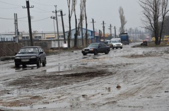 Первый вице-мэр Одессы провел выездное совещание по улице Хуторской (фото)