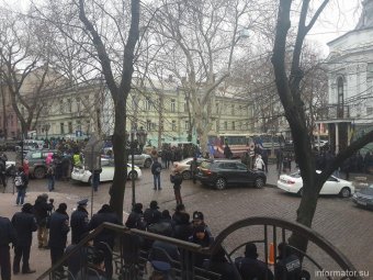 СОБ и Автомайдан вышли на защиту Резвушкина. Правоохранителей прибыло больше... (фото)