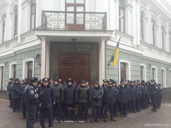 СОБ и Автомайдан вышли на защиту Резвушкина. Правоохранителей прибыло больше... (фото)