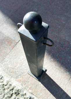 Одесский муниципалитет  борется с парковкой авто на тротуарах (фото)
