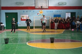 Одесские школьники приняли участие в спортивном празднике (фото)