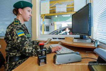 Пограничники напоминают: С 1 марта граждане России смогут к нам приехать только по загранпаспортам