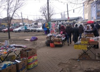 Власти Одессы отчитываются о борьбе со стихийной торговлей (фото)