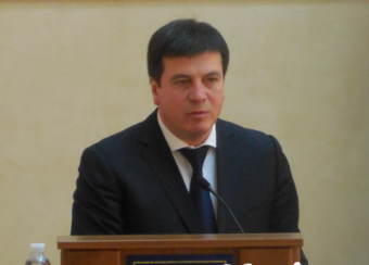Геннадий Зубко: Наша задача – расширить полномочия власти на местах