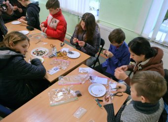 При одесском благотворительном фонде «Дорога к дому» открылась Детская ювелирная школа (фото)