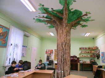 При одесском благотворительном фонде «Дорога к дому» открылась Детская ювелирная школа (фото)