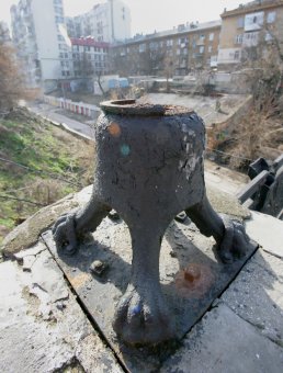 Исторический мост в центре Одессы закрыли из-за аварийного состояния (фото)