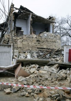 Рухнул еще один старый дом на Молдаванке (фото)