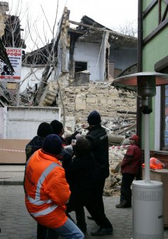 Рухнул еще один старый дом на Молдаванке (фото)