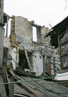 Рухнул еще один старый дом на Молдаванке (фото)